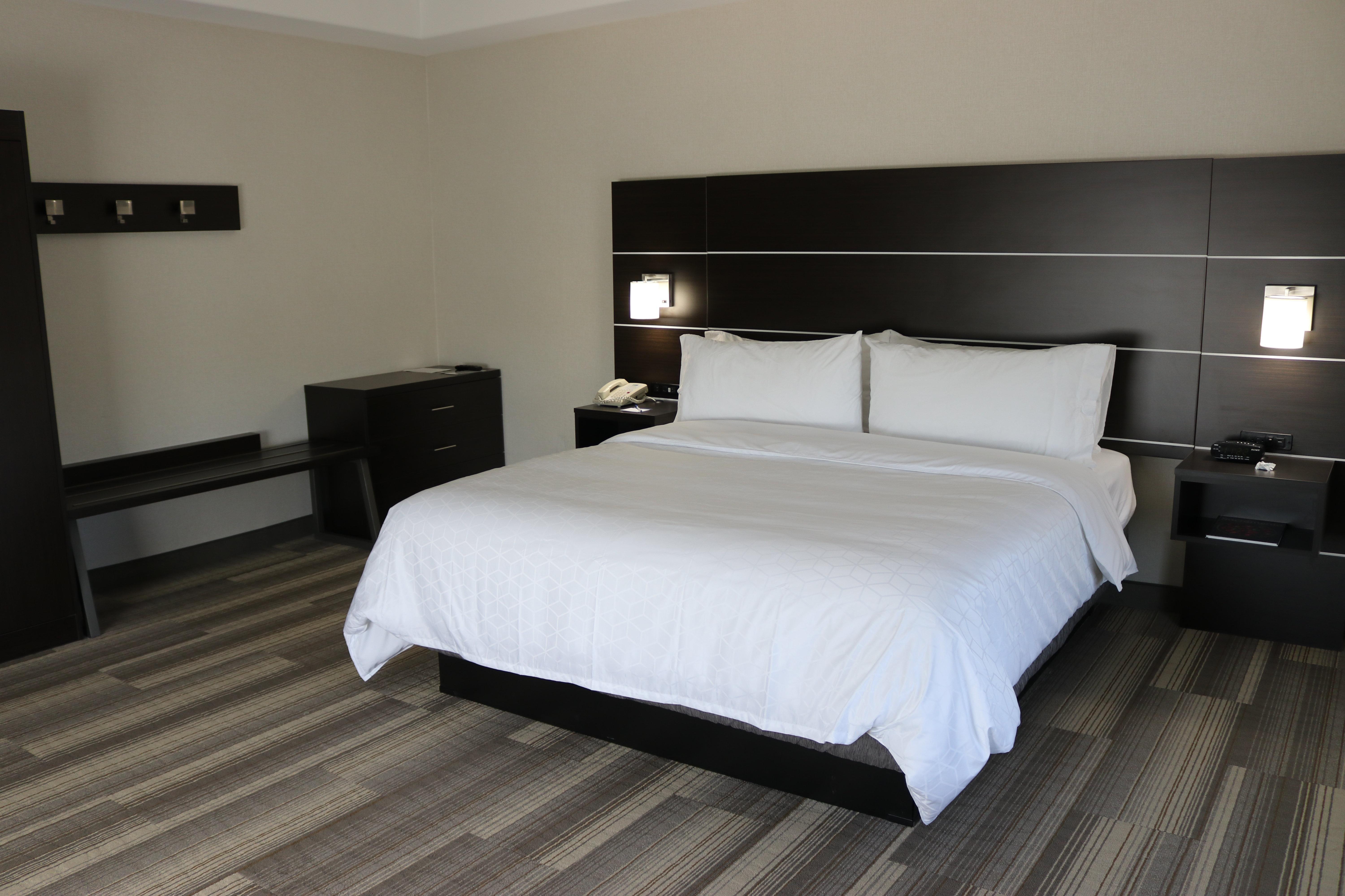 Express & By Ihg Hotel