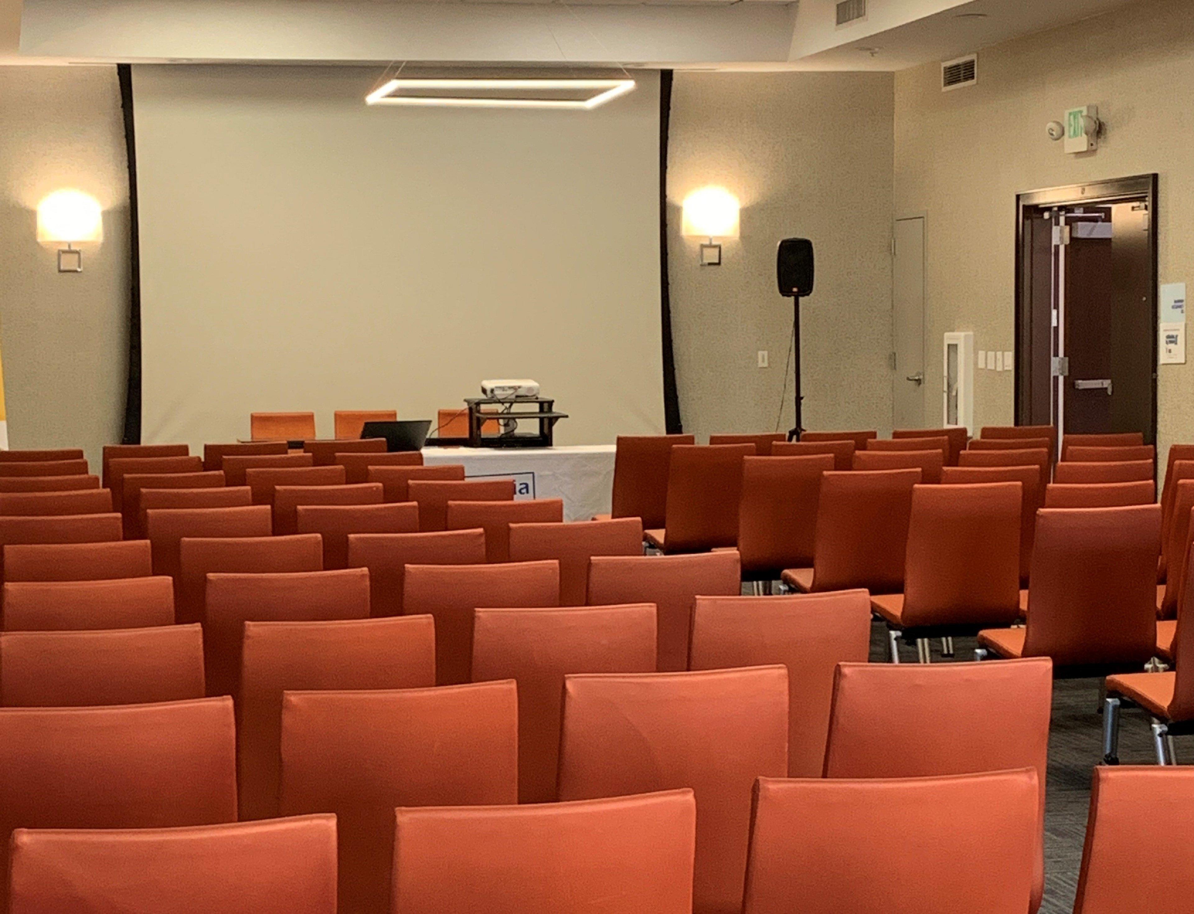 Express & By Ihg 4*