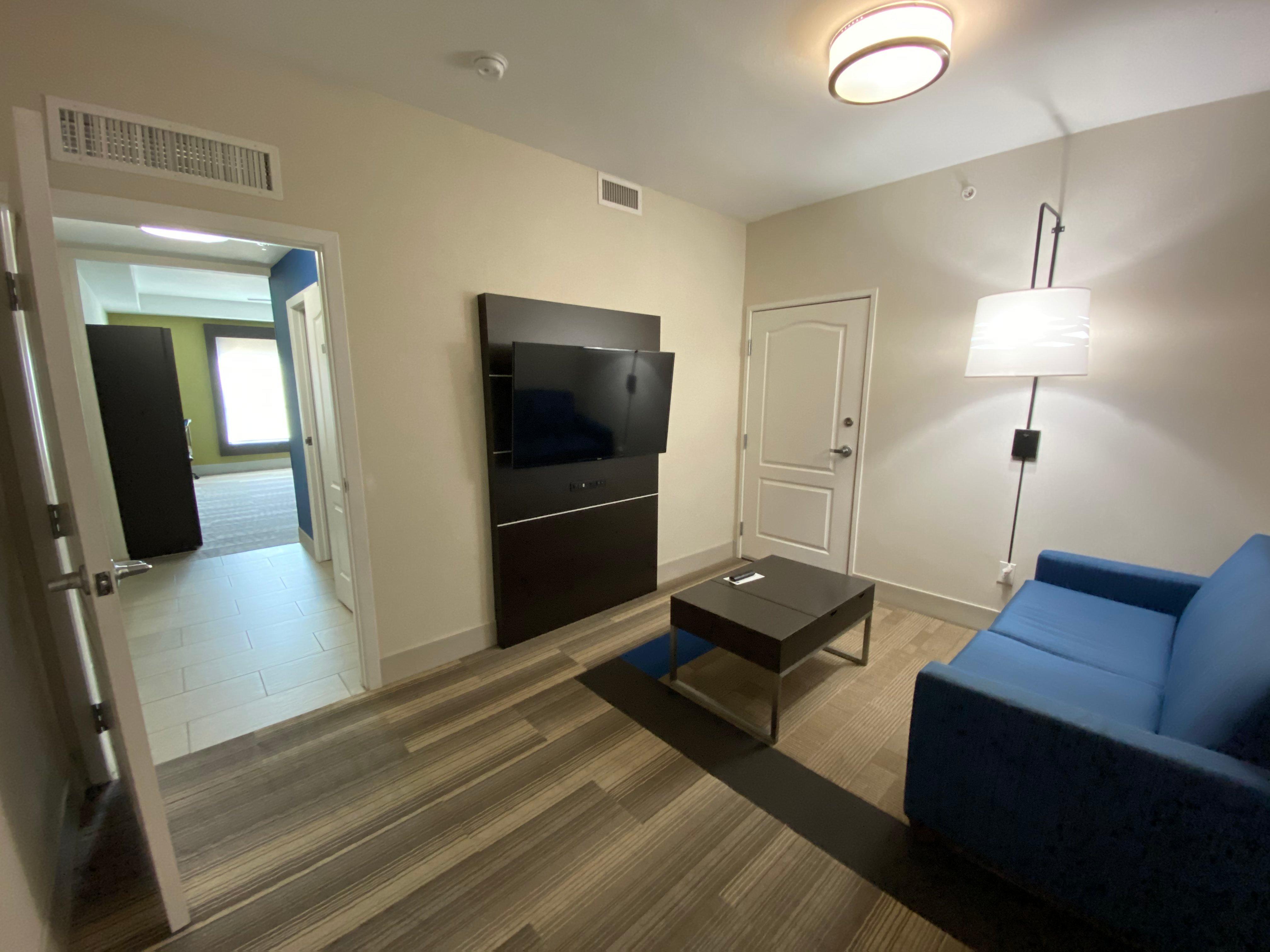 Hotel Express & By Ihg