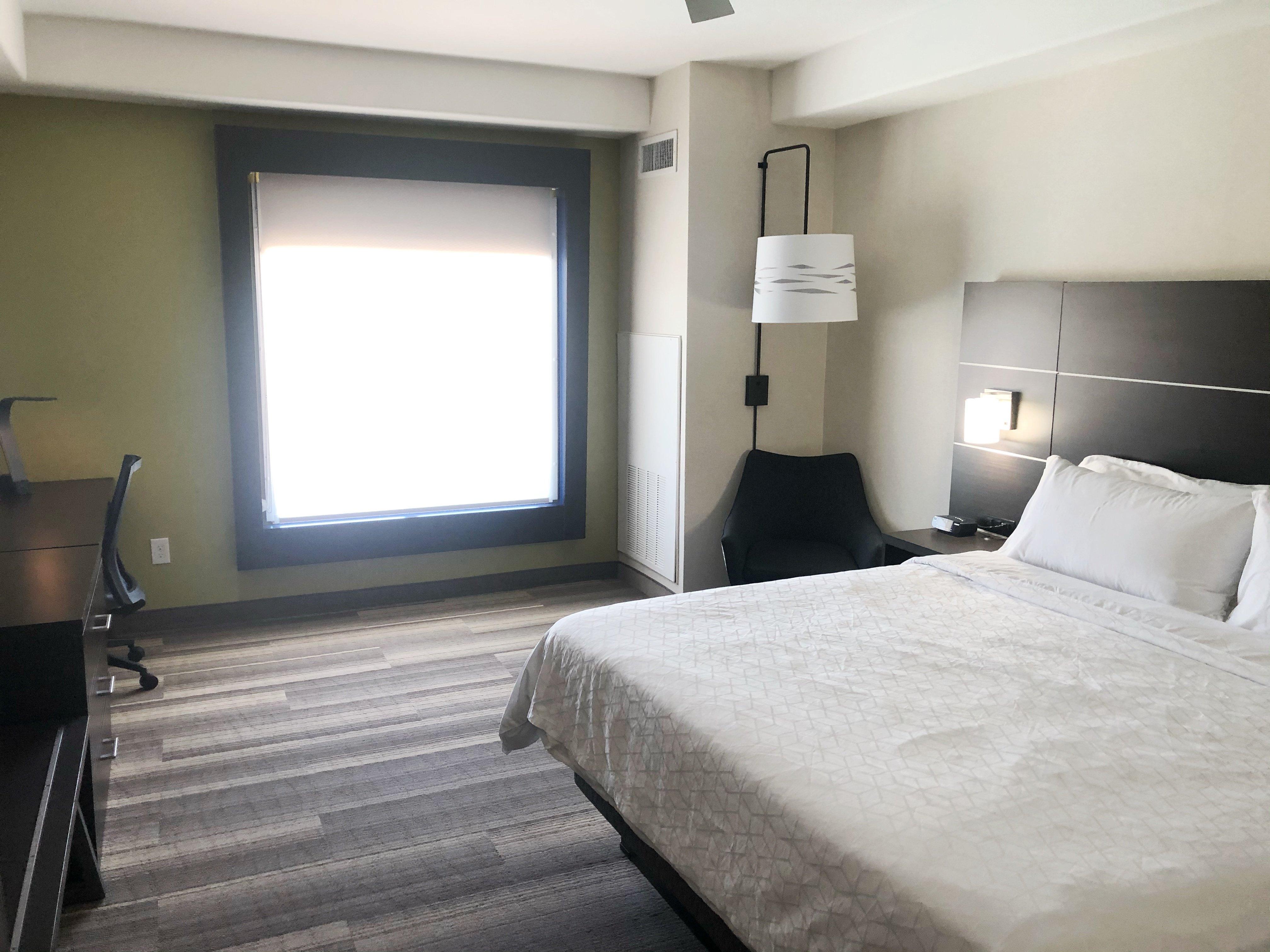 Express & By Ihg