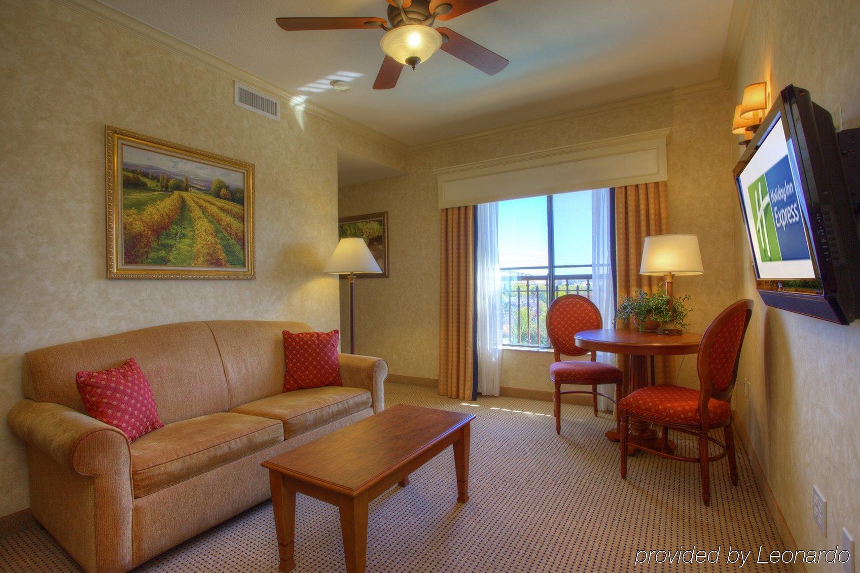 Hotel Express & By Ihg El Dorado Hills
